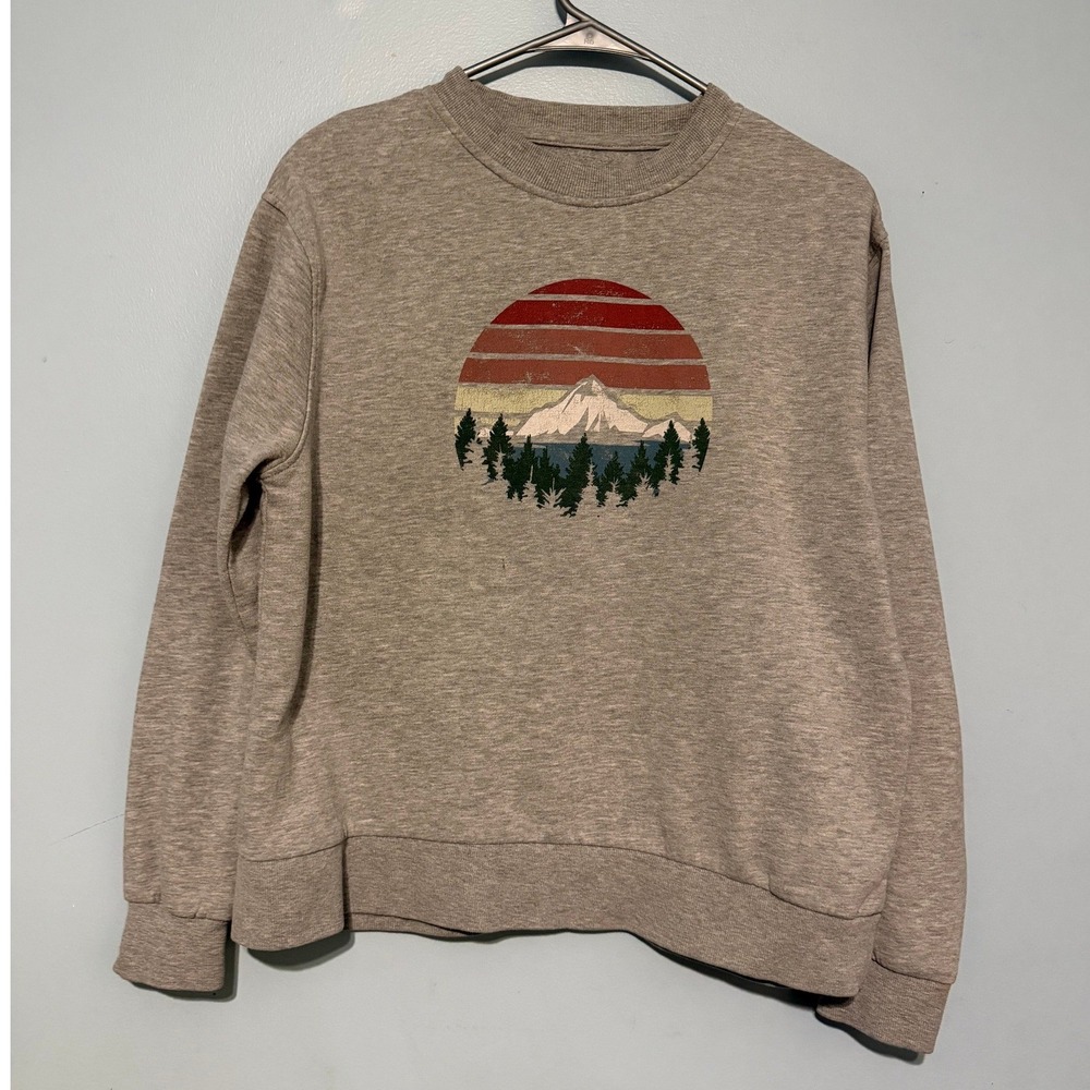 Mountain and Isles Men's Medium Gray Sunset Mountain Graphic Fleece Sweatshirt
